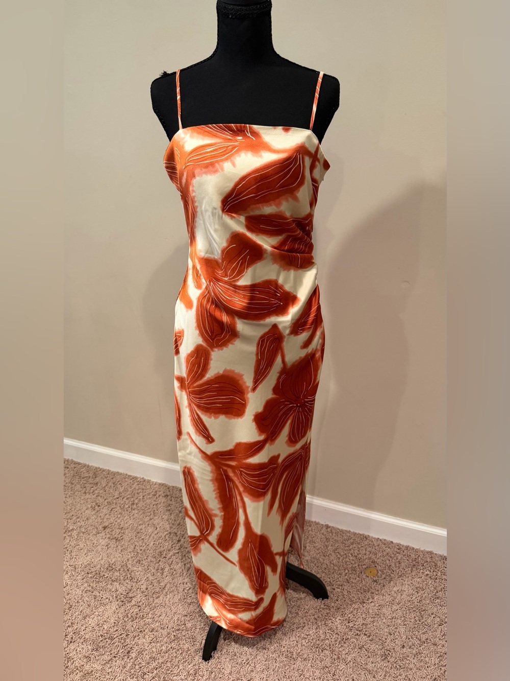 House of Harlow 1960 Satin Floral Midi Dress Rust Ivory M NWT - Picture 2 of 6